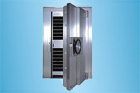 中國光大銀行普通金庫門，別墅區金庫門廠家制作安裝實例